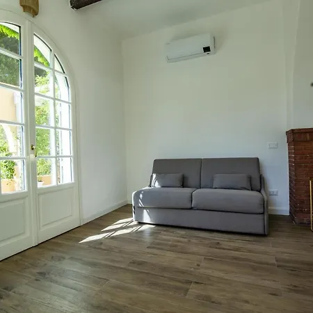 Апарт-отель Residence La Pinede Сен-Тропе